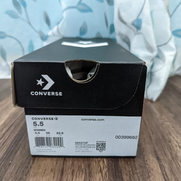 Converse OX TyeDye size 5.5 womens - Picture 2 of 6